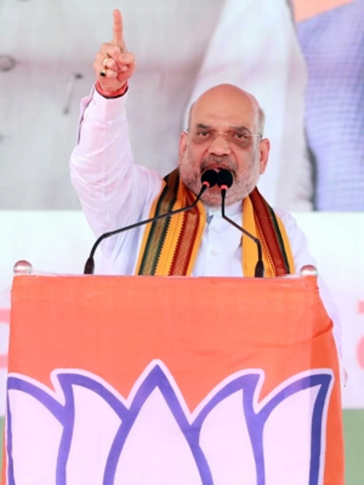 मोदी को कोसने से बीजेपी को कर्नाटक में और सीटें जीतने में मदद मिलेगी : शाह मोदी को कोसने से बीजेपी को कर्नाटक में और सीटें जीतने में मदद मिलेगी : शाह